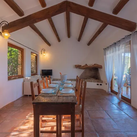 Sardinia Family - Carmen With Sea View And Pool فيلة *