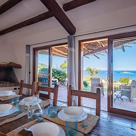 ヴィラ Sardinia Family - Carmen With Sea View And Pool
