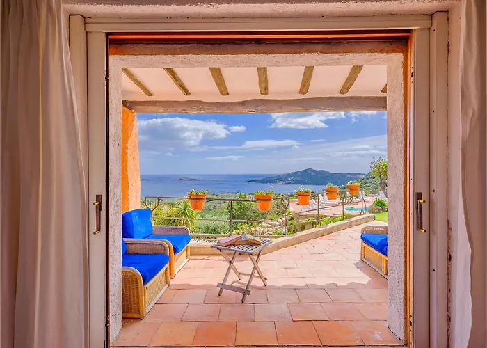 ヴィラ Sardinia Family - Carmen With Sea View And Pool *