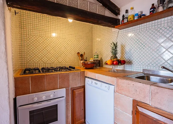 Вілла Sardinia Family - Carmen With Sea View And Pool Порто-Черво