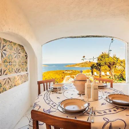 Sardinia Family - Carmen With Sea View And Pool بورتو كيرفو